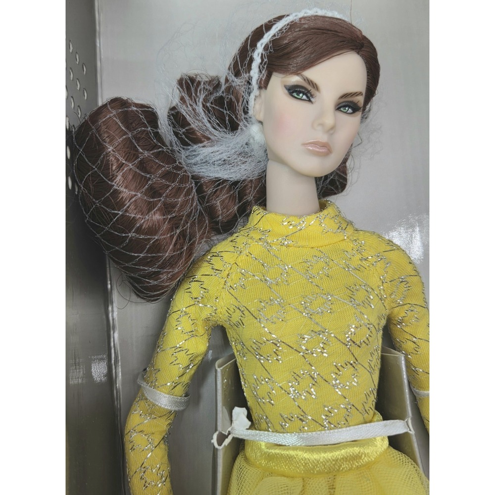Integrity Toys "Optic Illusion" Giselle Diefendorf 82105 NIB